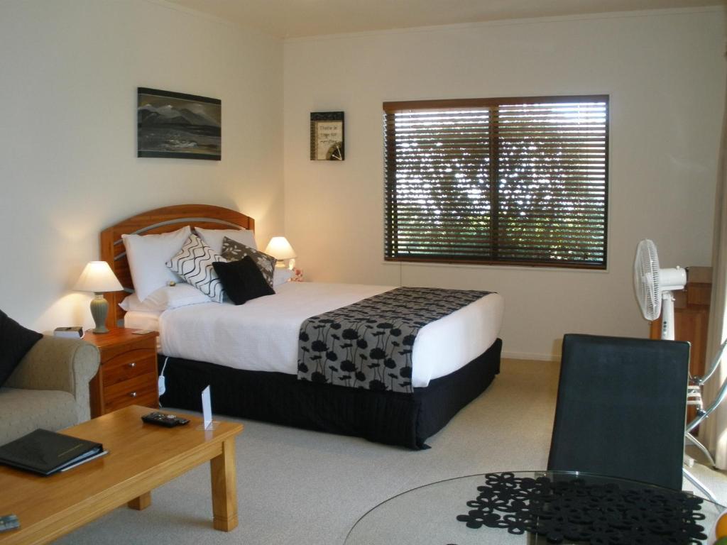Andrea'S Bed & Breakfast Whitianga Exteriör bild